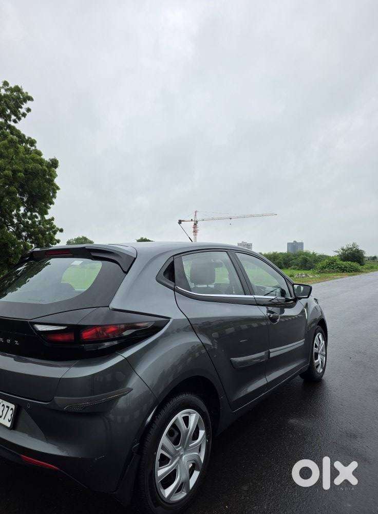 Tata Altroz 1.2 Xm Plus, 2022, Petrol