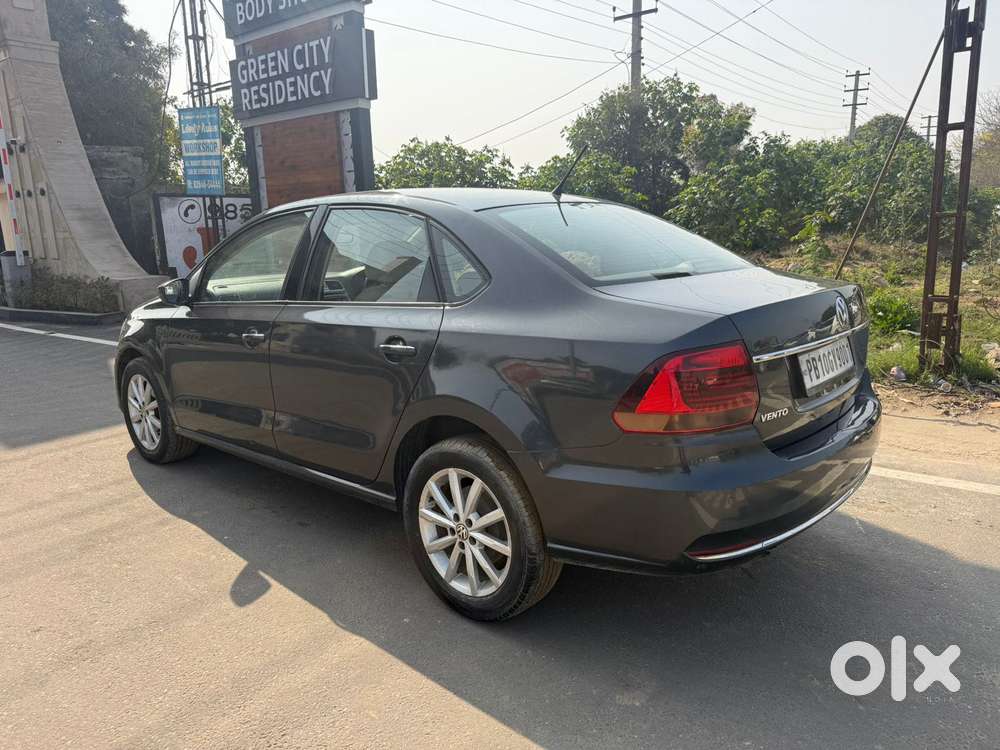Volkswagen Vento 1.5 Highline Plus At 16 Alloy, 2017, Diesel