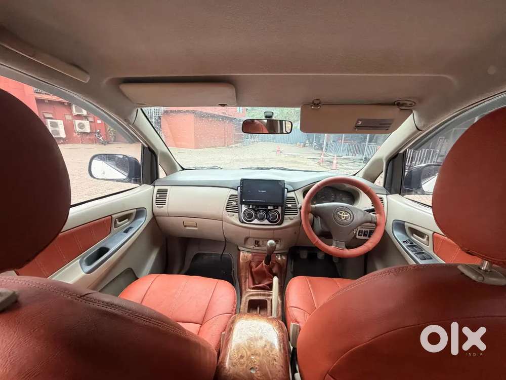 Toyota Innova 2013