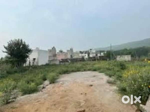 Plot for sale in Noida ,Uttar Pradesh, nearby airport with Emi