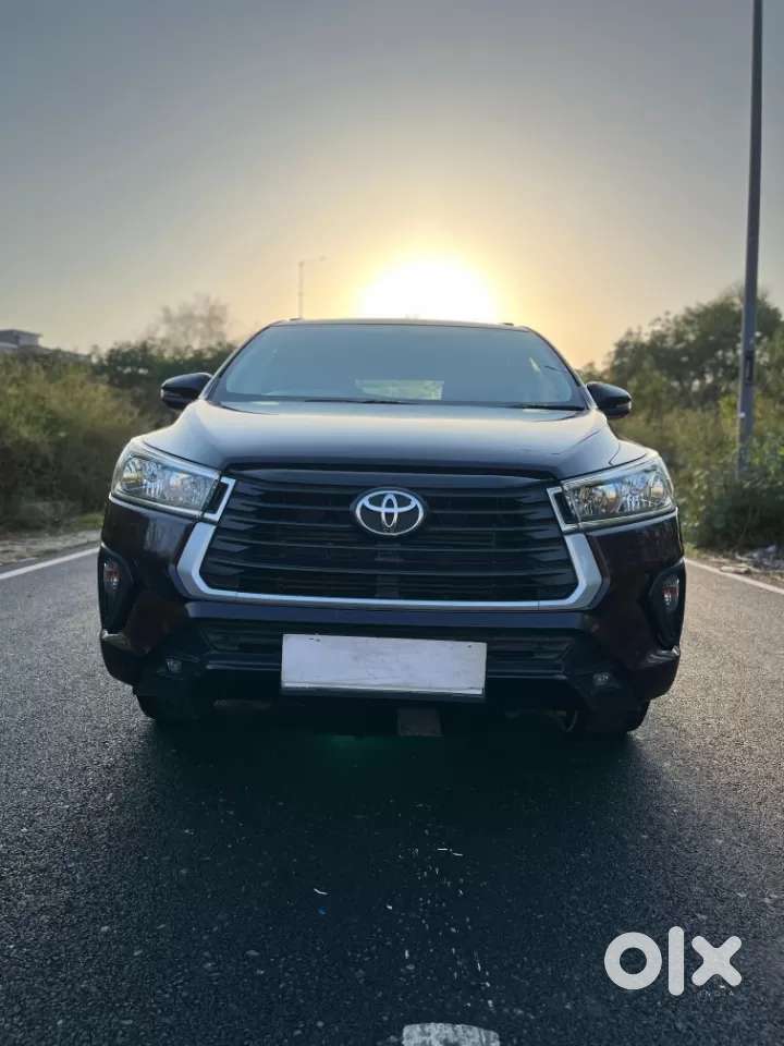 Toyota Innova Crysta [2016-2020] 2.4 Gx At 7 Str, 2022, Diesel
