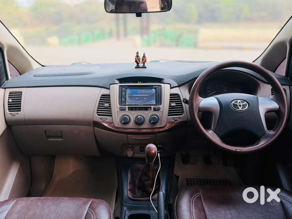 Toyota Innova 2.5 G (diesel) 7 Seater, 2015, Diesel