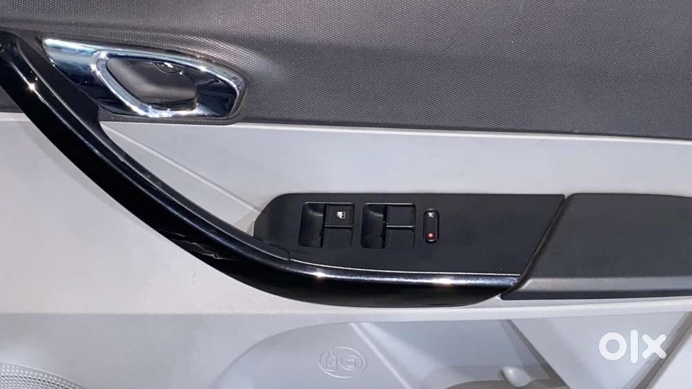 Tata Tiago Xza Plus, 2020, Petrol