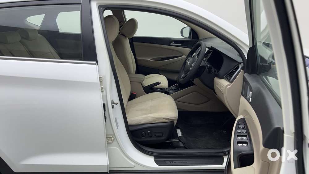 Hyundai Tucson [ ] 2.0 Gl (o) 2wd At Petrol, 2019, Petrol