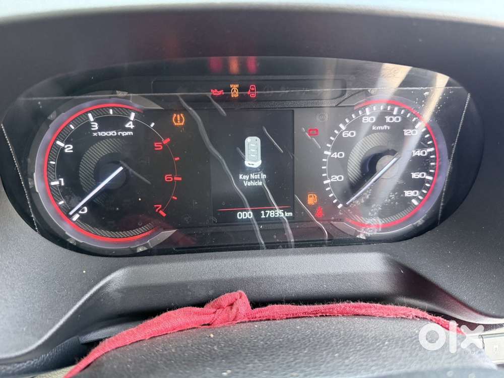 Mahindra Thar Roxx Mx5 Rwd Diesel, 2025, Diesel