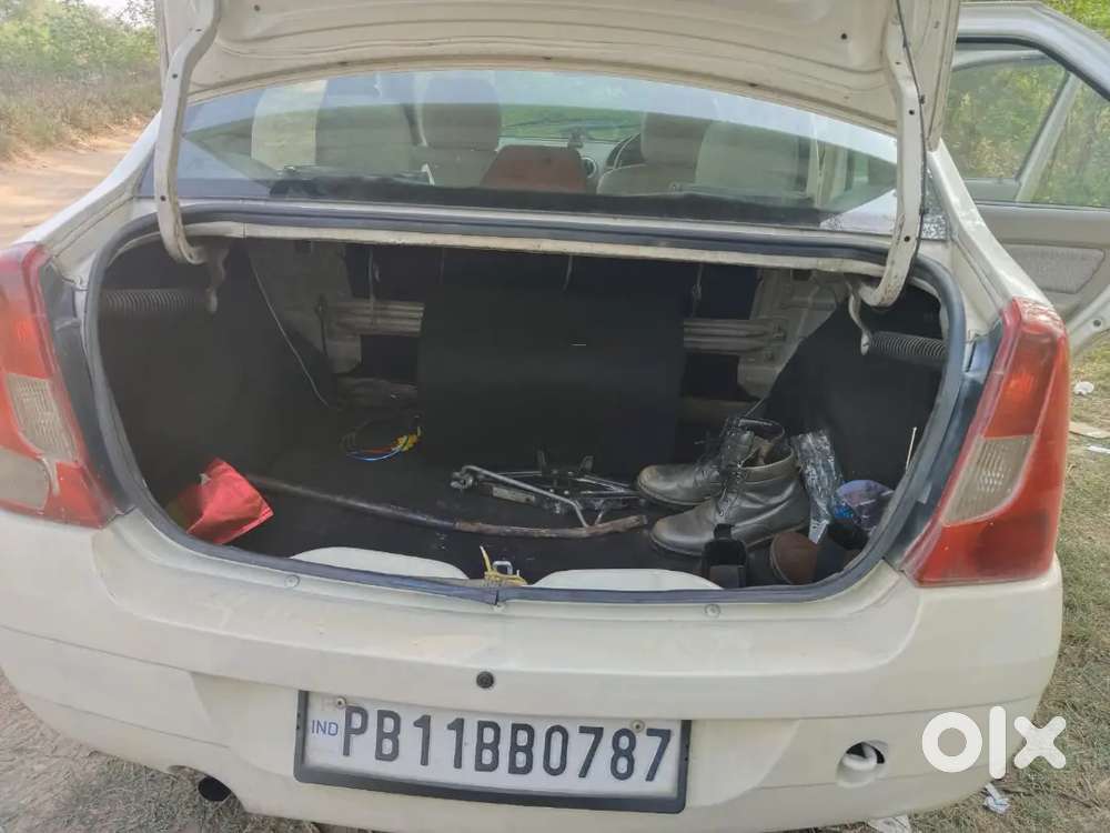 Mahindra Verito 2012