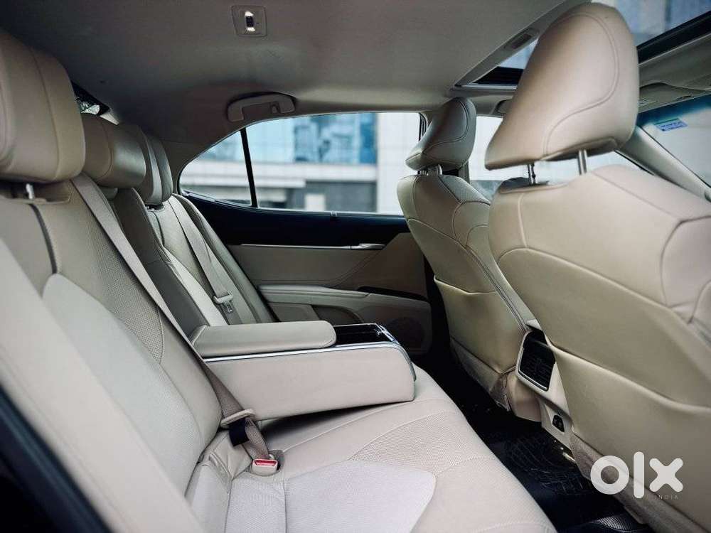 Toyota Camry Hybrid, 2024, Petrol