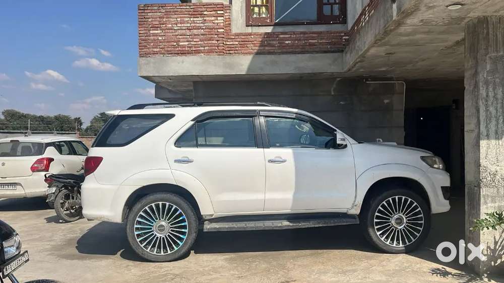 Fortuner 2014 Auto Vvip Numb9999 Alloy 22 Inch