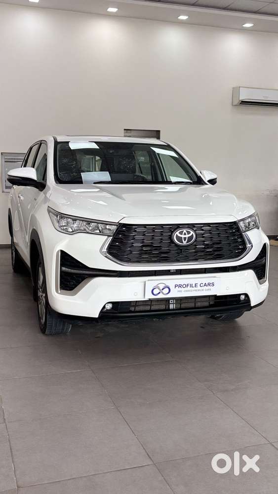 Toyota Innova Hycross 2.0 Zx (o) Hybrid 7 Str, 2025, Petrol