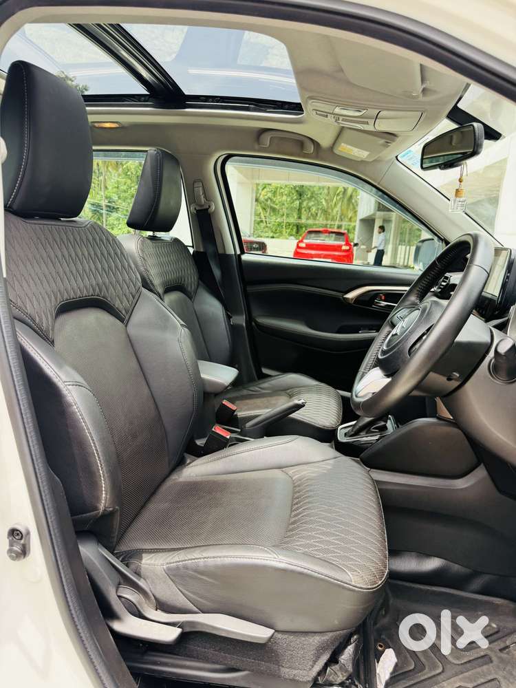 Maruti Suzuki Grand Vitara 1.5 Alpha Plus Intelligent Hybrid Ecvt, 2..