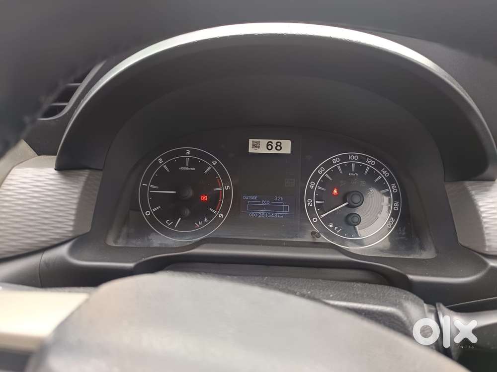 Toyota Innova Crysta 2.4 Gx Mt, 2016, Diesel