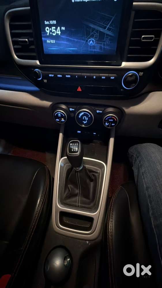 Hyundai Venue Diesel Manual 2024