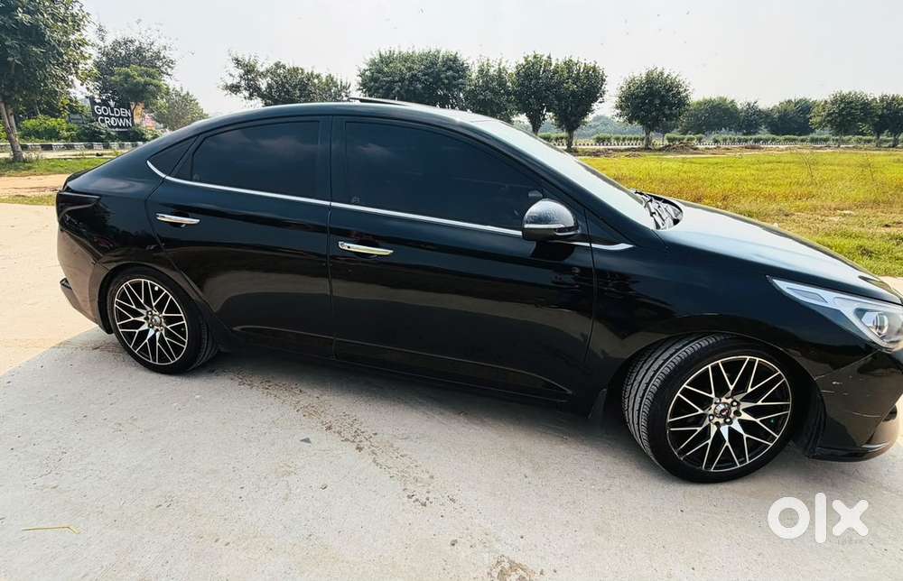 Hyundai Verna Petrol 2022 Sx Manual