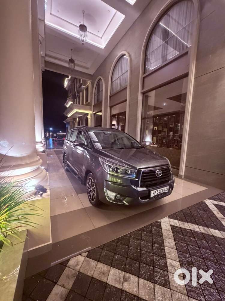 Toyota Innova Crysta 2019