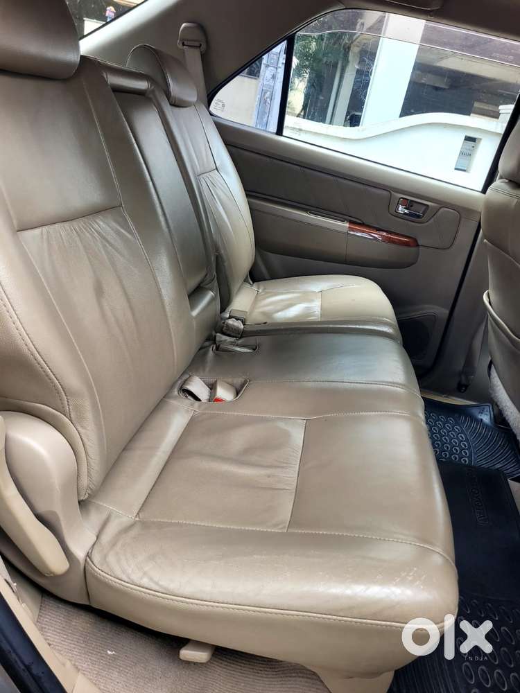 Toyota Fortuner 3.0 4x4 Manual, 2011, Diesel