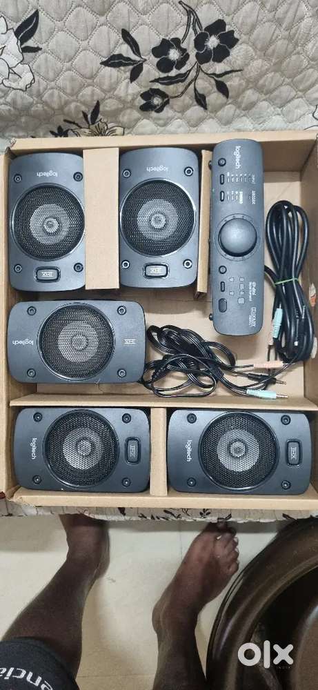 Logitech Z906 home theater sound system.brand new condition