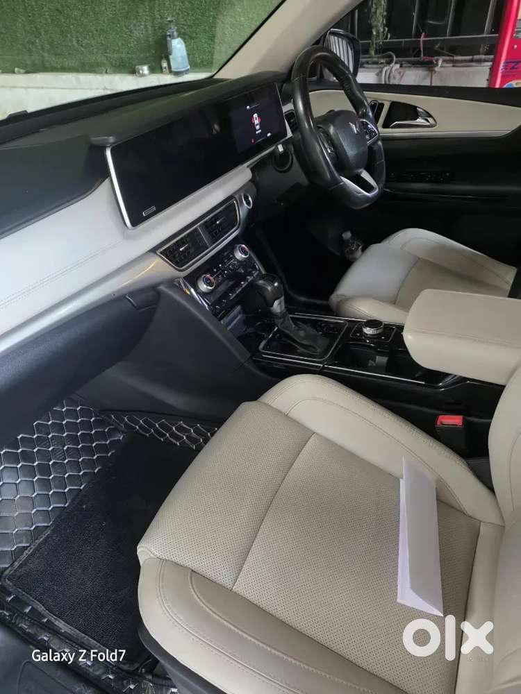 Mahindra Xuv700 2022 Diesel 120000 Km Driven