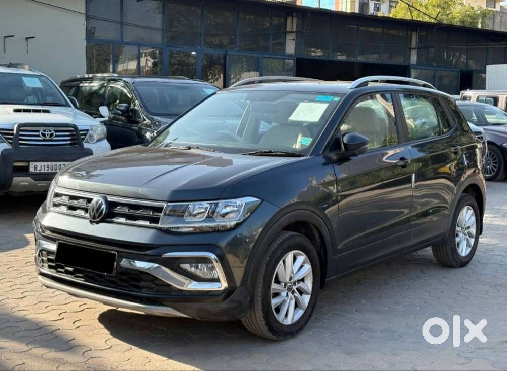 Volkswagen Taigun 1.0 Tsi Highline At, 2022, Petrol