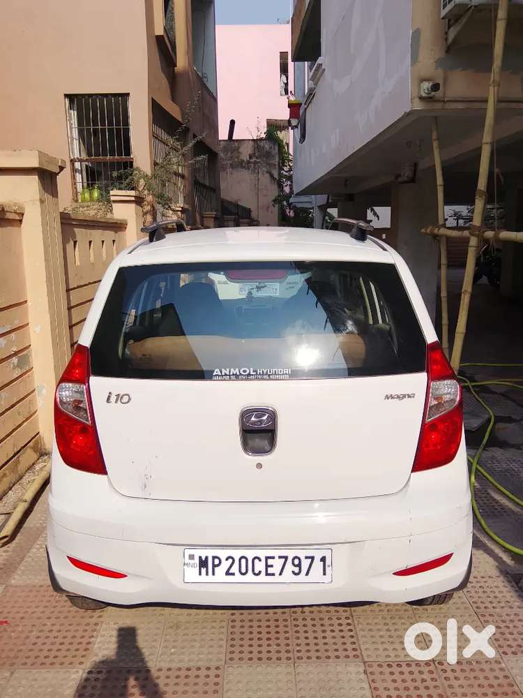 Hyundai I10 2015 Petrol Well Maintained ,good Condition Fresh .