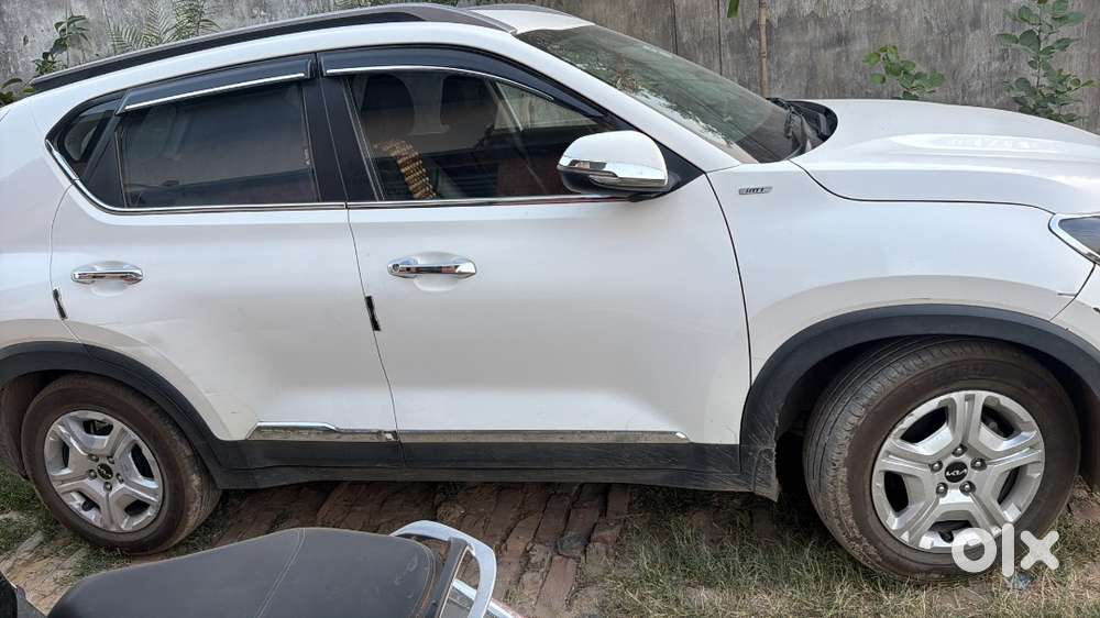 Kia Sonet 2023 Diesel Well Maintained