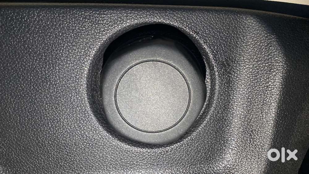 Mahindra Xuv700 2.0 Ax 7 Petrol Mt Str, 2021, Petrol