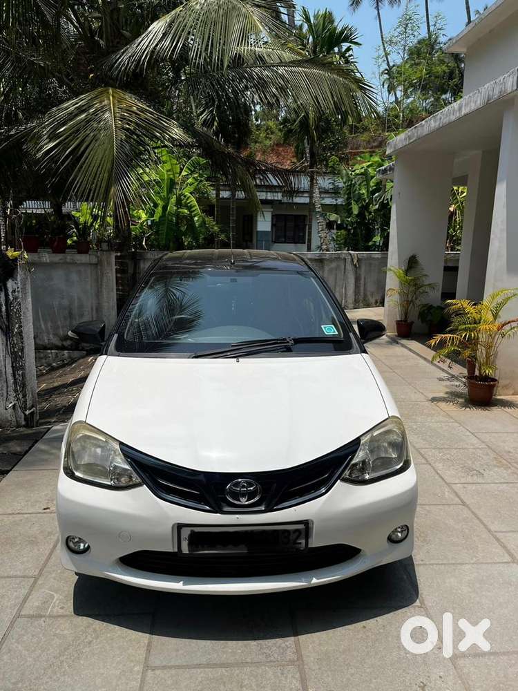 Toyota Etios Liva V Limited 2016 Model