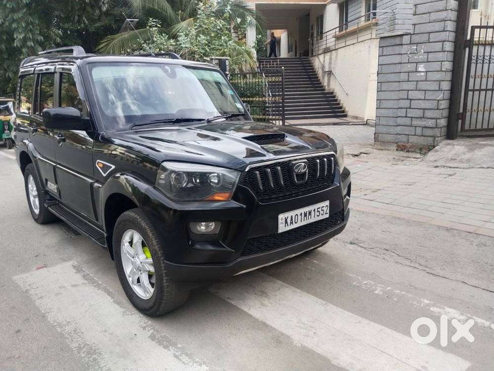 Mahindra Scorpio S10, 2015, Diesel
