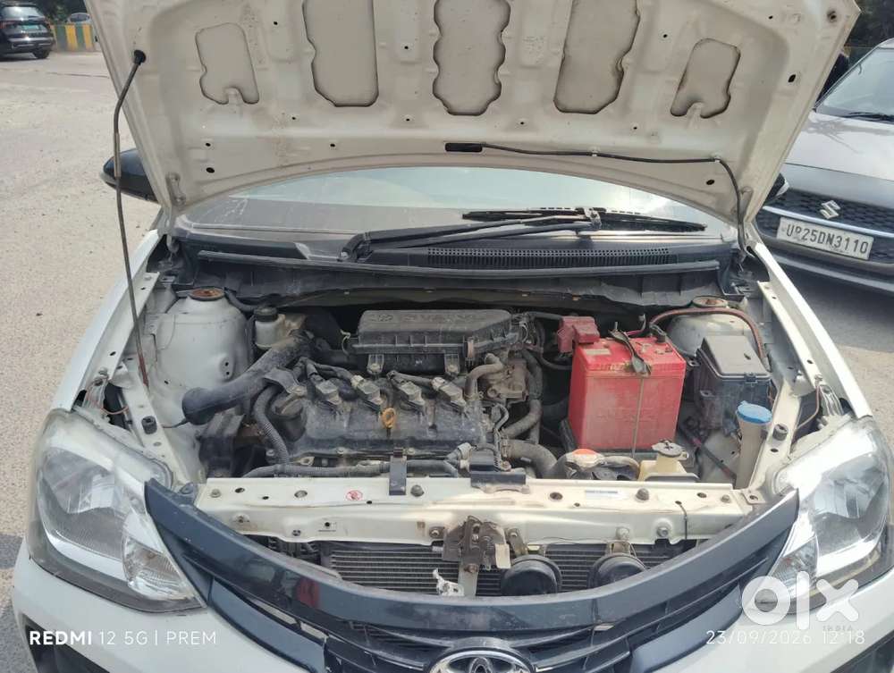 Toyota Etios Liva V Dual Tone, 2019, Petrol