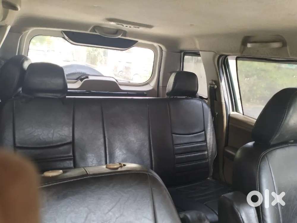 Mahindra Tuv 300 2015 Diesel Well Maintained