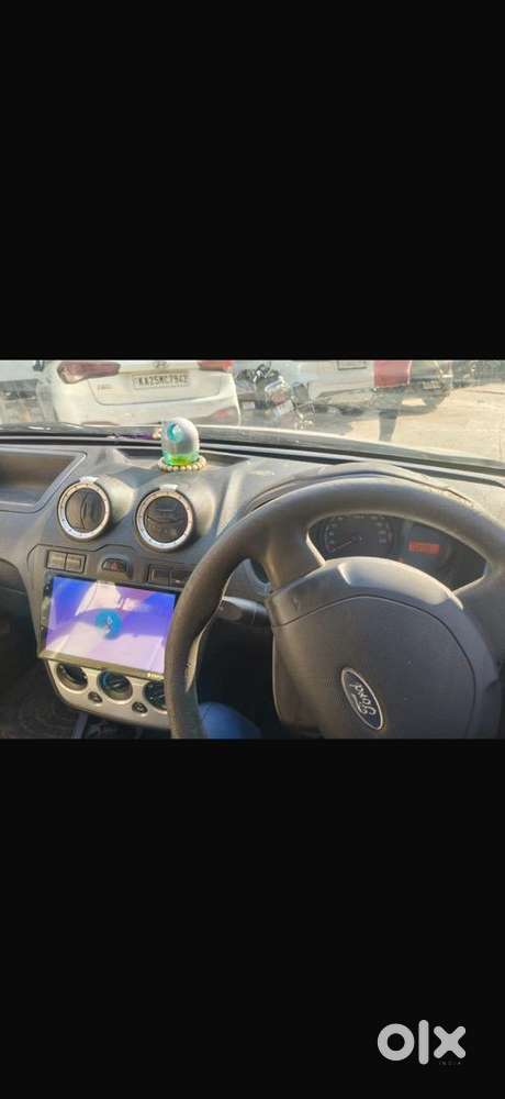 Ford Figo 2011 Diesel 125000 Km Driven Brand New Tyers