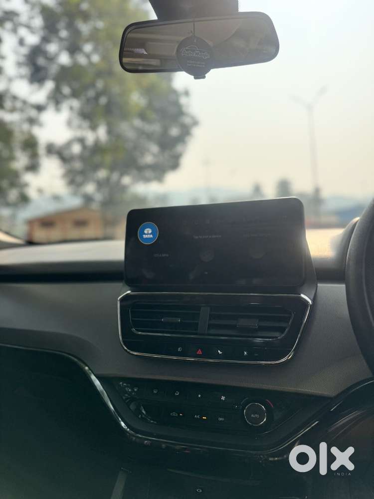 Tata Safari 2.0 Kryotec Xt Plus Dark Edition, 2023, Diesel