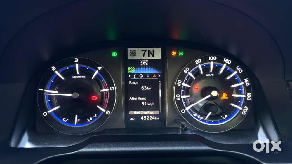 Toyota Innova Crysta 2.4 V 8 Str, 2020, Diesel