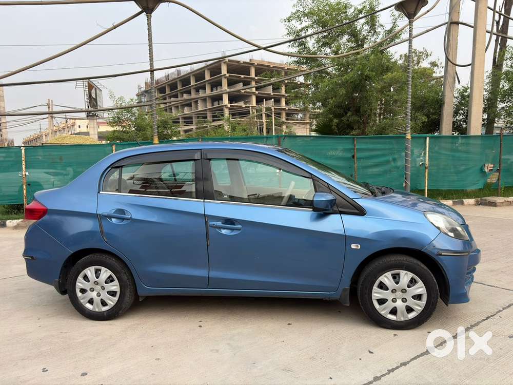 Honda Amaze Petrol 2013
