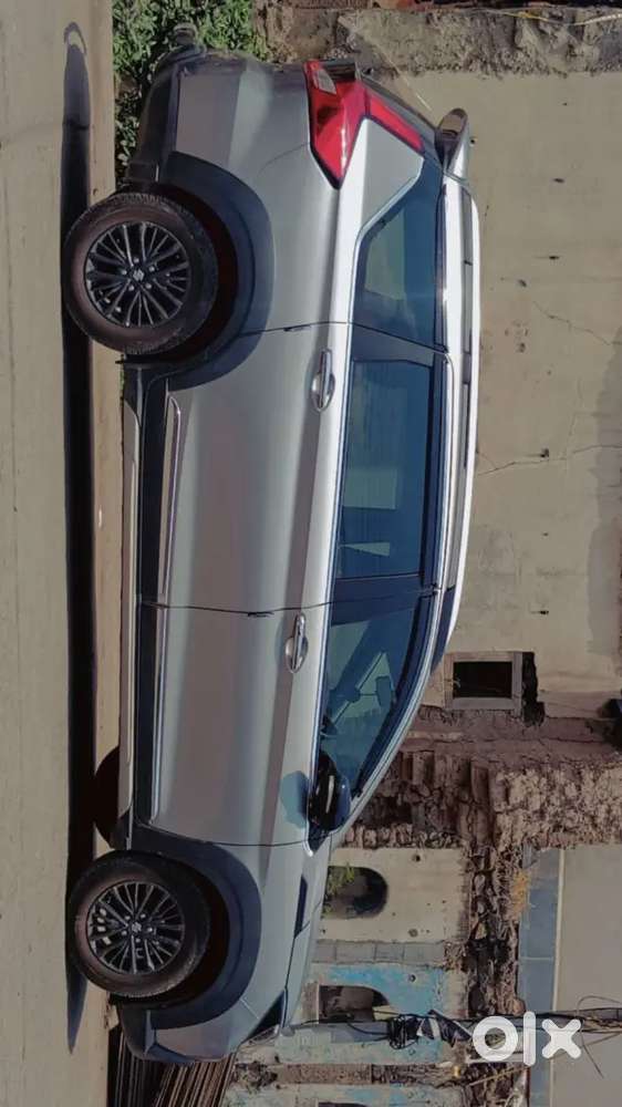 Maruti Suzuki Xl6 2022 Petrol Well Maintained