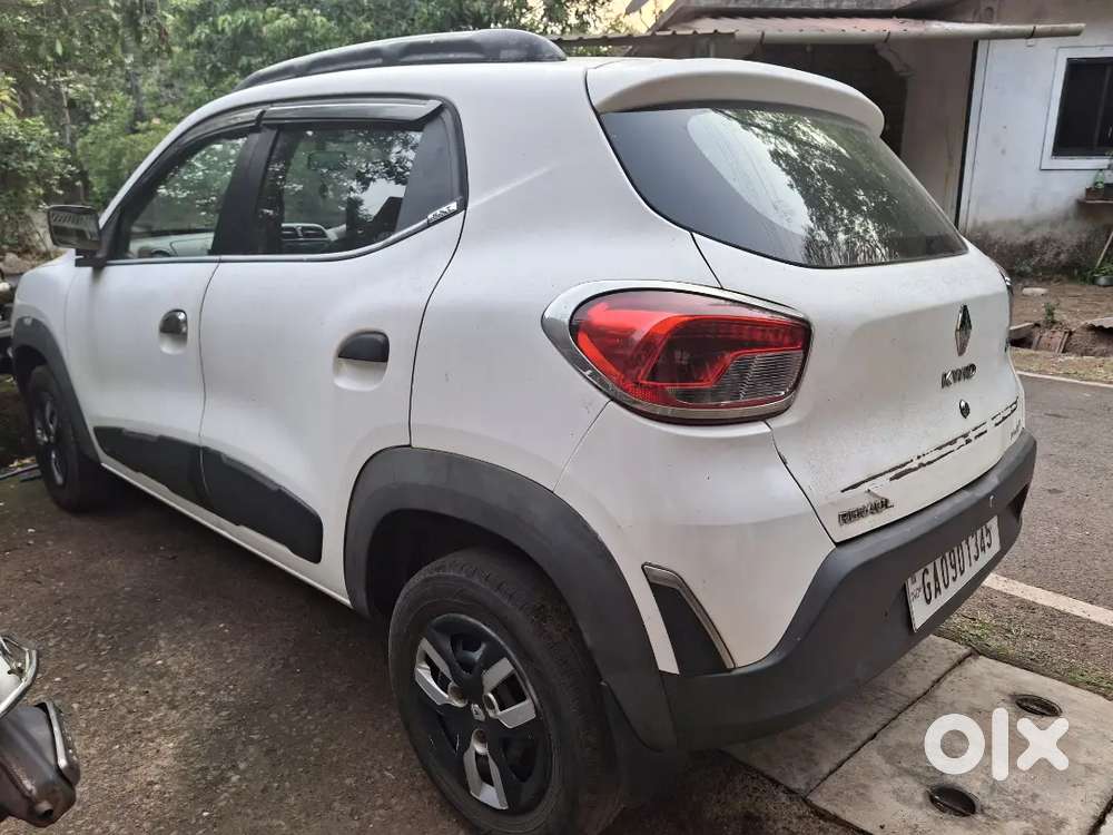 Renault Kwid Rxt O 2016 Super White Color In Super Condition