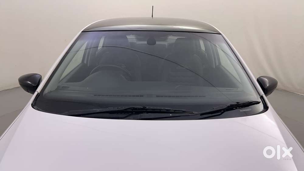 Volkswagen Ameo 1.5 Tdi Highline At 16 Alloy, 2019, Diesel