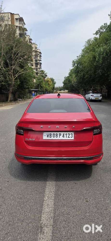 Skoda Slavia 1.0 Tsi Style At, 2023, Petrol