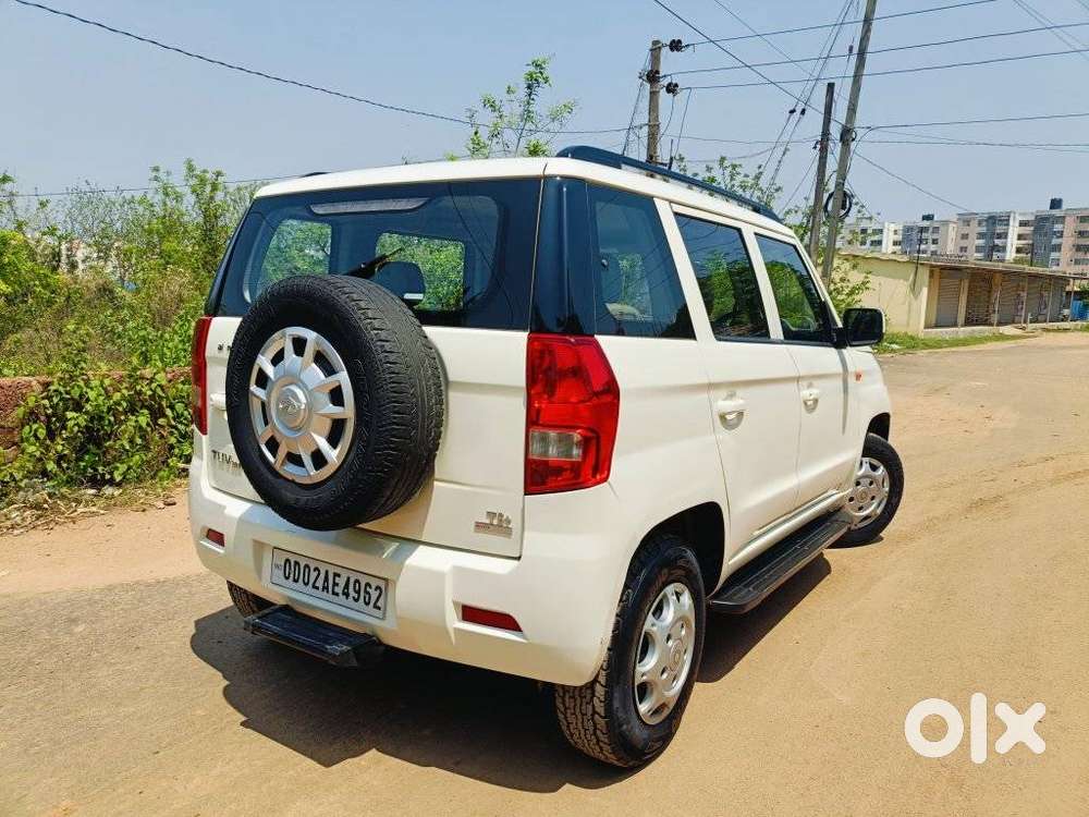 Mahindra Tuv 300 T6 Plus Amt, 2016, Diesel