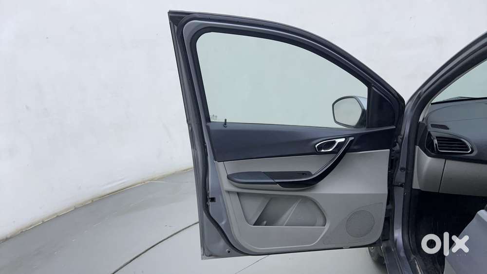 Tata Tiago Xza Plus, 2019, Petrol
