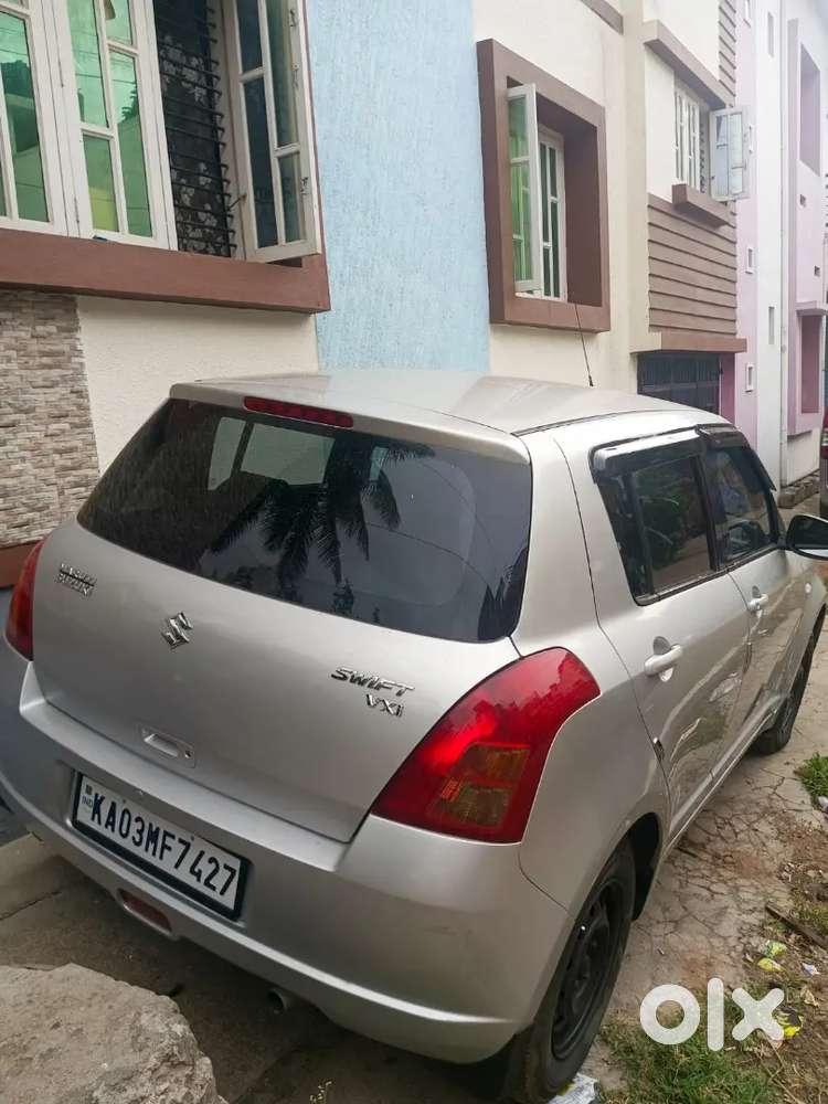 Swift Maruti Suzuki 2006