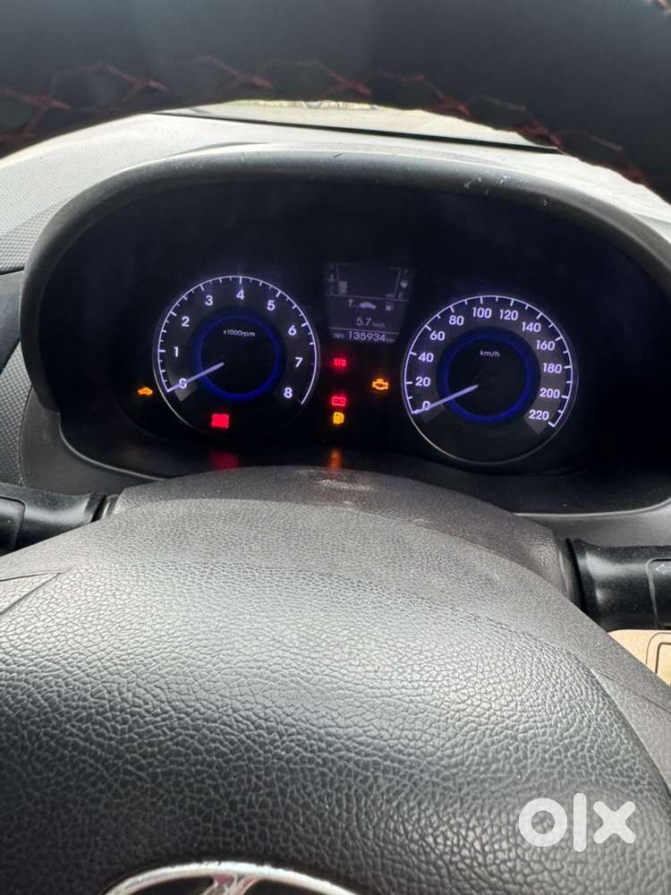 Hyundai Verna 2013 Petrol Manual