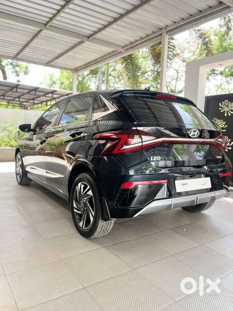 Hyundai I20 Sportz 1.2 Ivt Dual Tone, 2024, Petrol