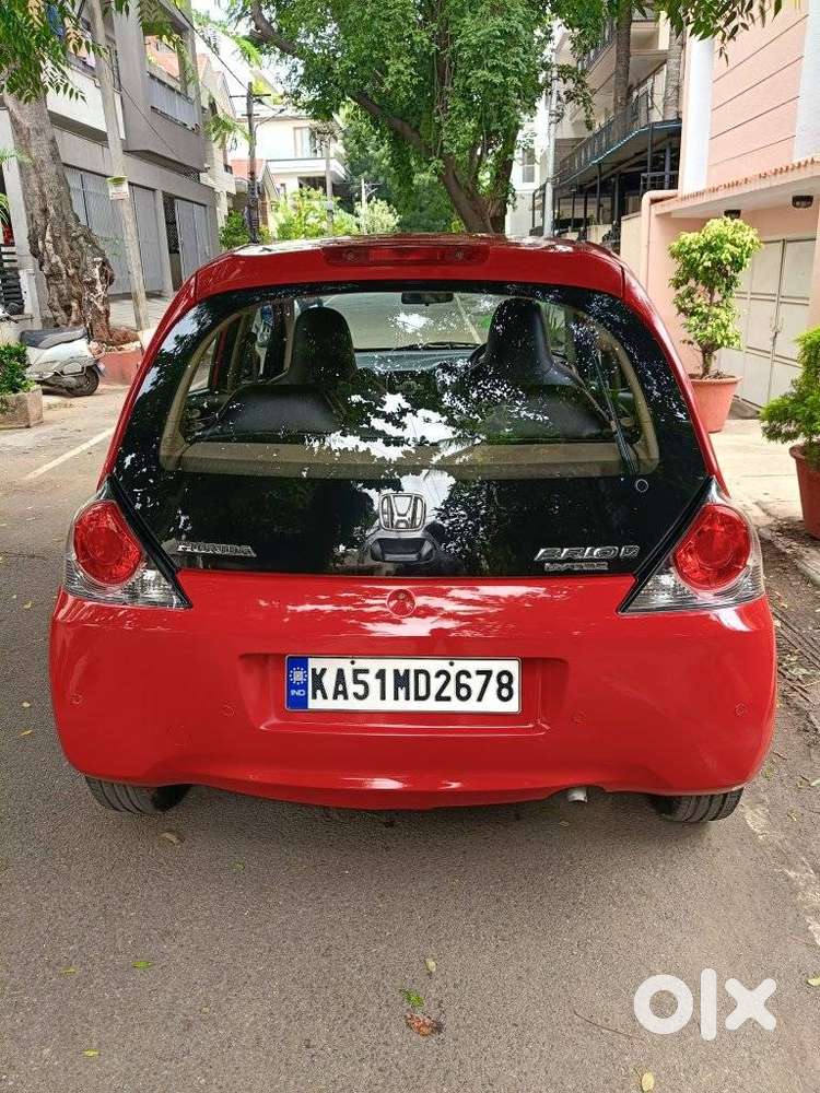 Honda Brio V Automatic, 2012, Petrol
