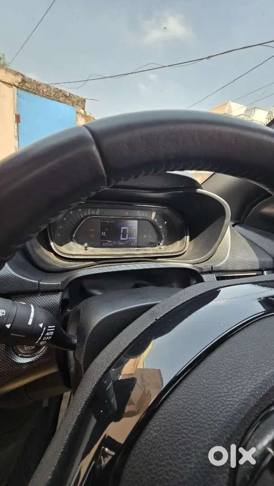 Tata Nexon Top End Amt Red Dark Edition