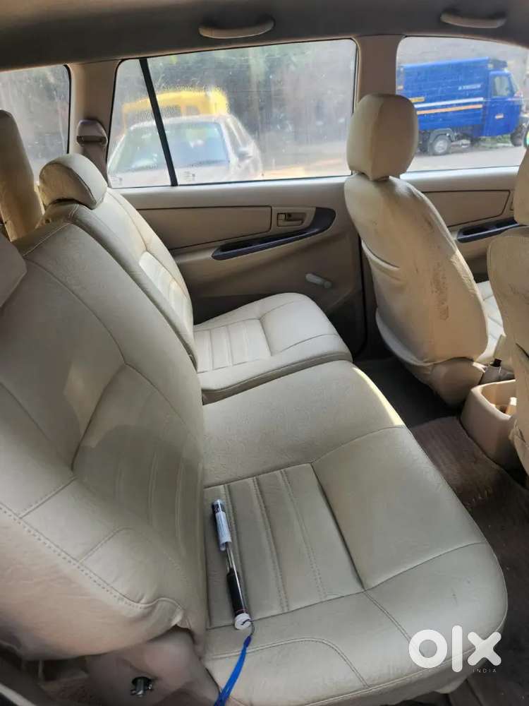 Innova Petrol Ch Number Passing Till 2031 2nd Owner 1.44l Km Run