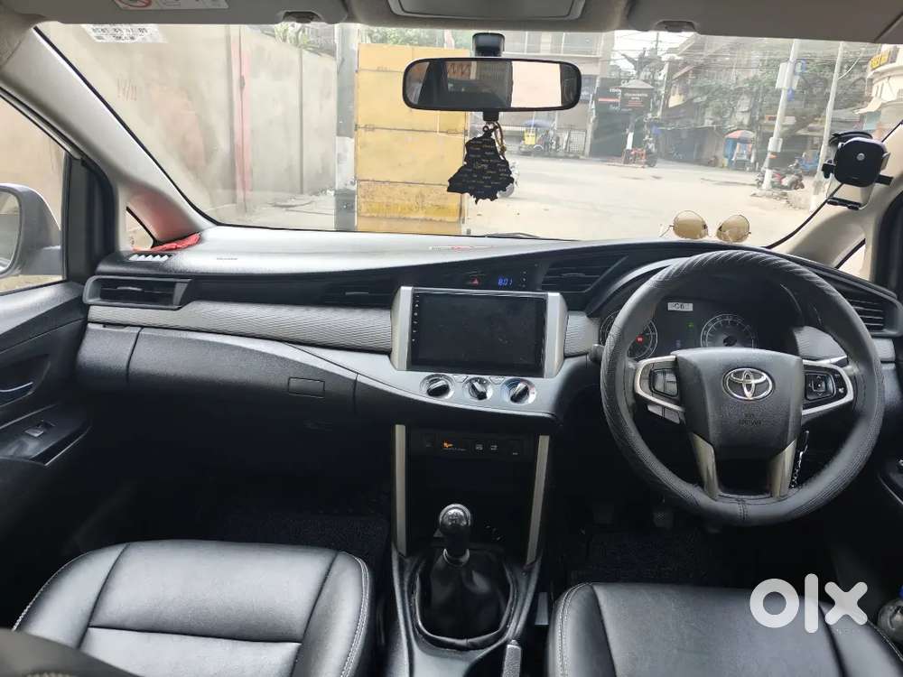 Toyota Innova Crysta 2017 Diesel Manual 127000 Km