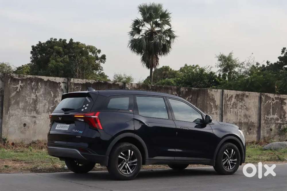 Mahindra Xuv700 Ax5 Diesel Manual 5 Seater