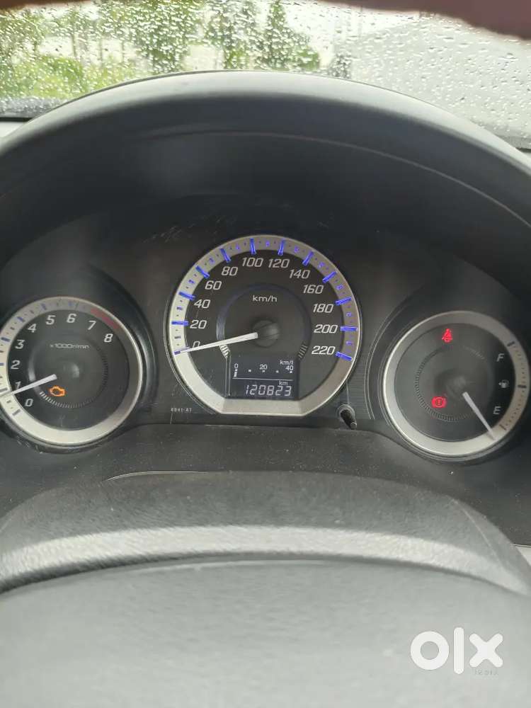 Honda City 2013 Petrol /cng Manual
