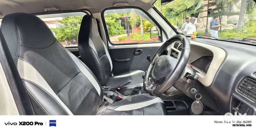 Maruti Suzuki Eeco Smiles 7 Seater Standard, 2019, Petrol