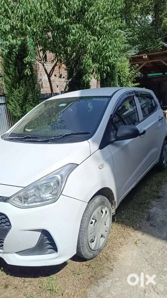 Hyundai Grand I10 2017 Petrol 45000 Km Driven